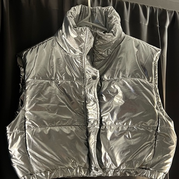 Metallic Silver Vest - Picture 2 of 2